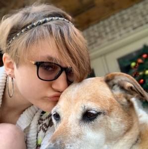 Meet your Posher, Kenzie